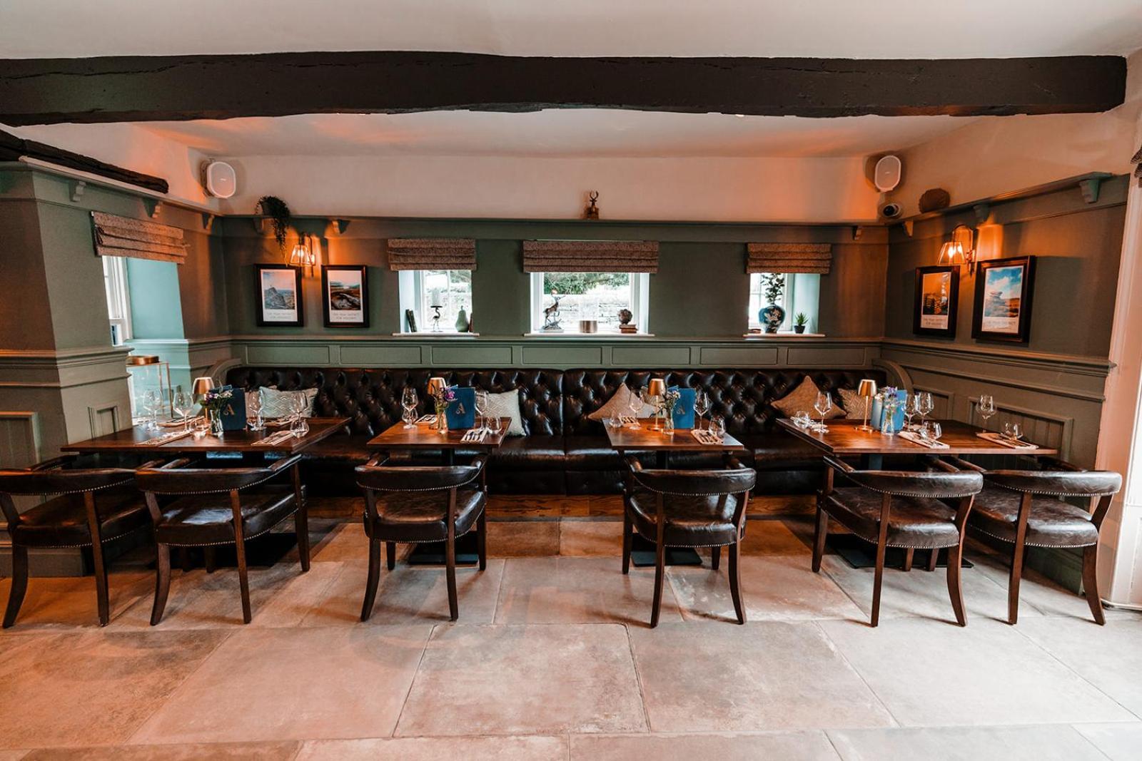 Отель The Ashford Arms Экстерьер фото